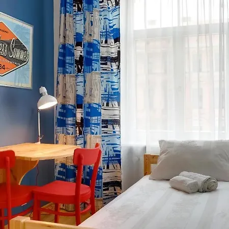 Orange Cat 호스텔 리가