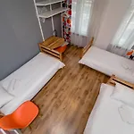 Hostel Orange Cat